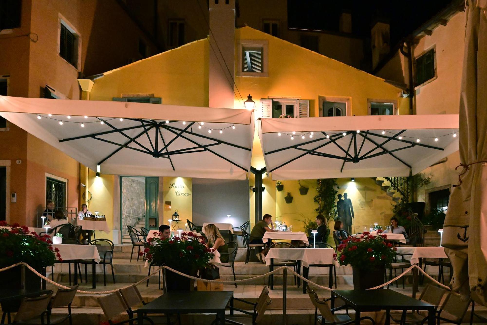 Bohemian Rhapsody Apartment Rovinj Ngoại thất bức ảnh